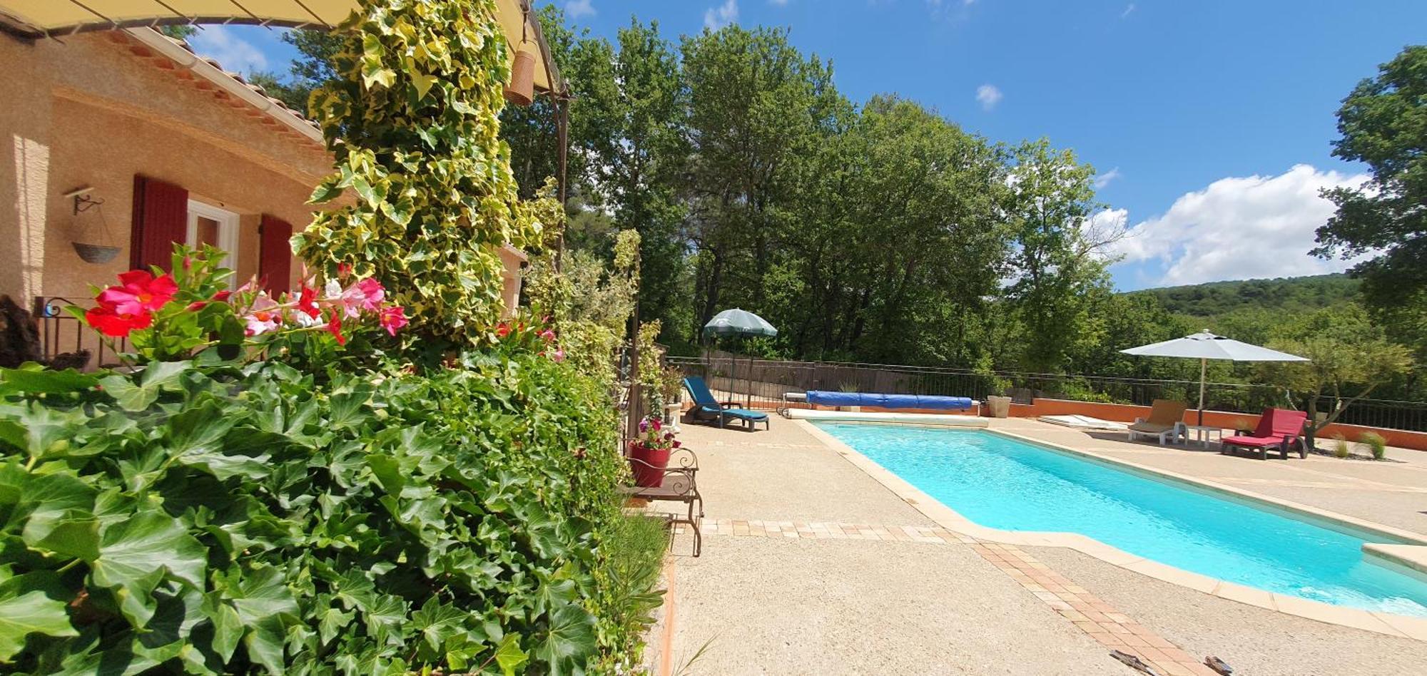 Willa Maison Familiale Avec Piscine Et Boulodrome Dans Le Luberon Caseneuve Zewnętrze zdjęcie